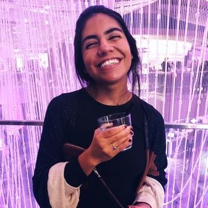 Meet your Posher, Mia